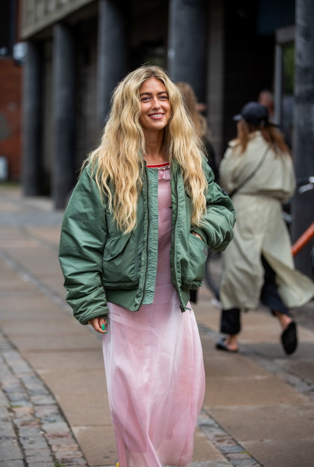 Moda uliczna na Copenhagen Fashion Week wiosna-lato 2022