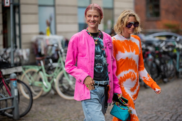 Moda uliczna na Copenhagen Fashion Week wiosna-lato 2022