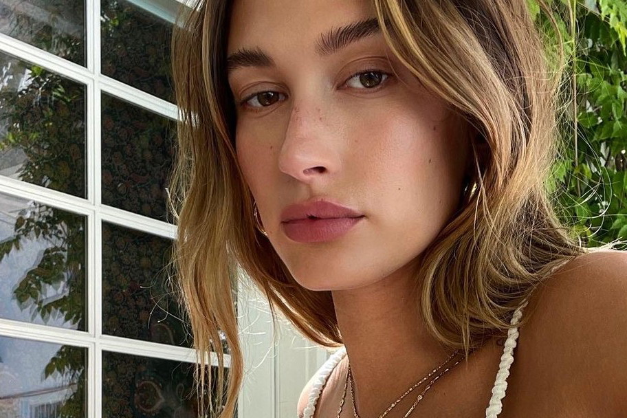 Hailey Bieber