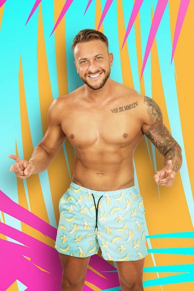 Kim jest Arek Kapuściński z „Love Island 4”?