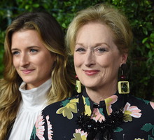 Grace Gummer to jedna z trzech córek Meryl Streep i Dona Gummera.