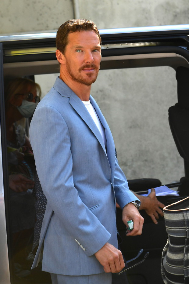 78. Festiwal Filmowy w Wenecji 2021 – Stylizacje gwiazd: Benedict Cumberbarch
