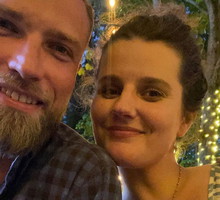 Zosia Zborowska i Andrzej Wrona w ogniu krytyki z powodu ubranka, które kupili nienarodzonej jeszcze córeczce. Słusznie?
