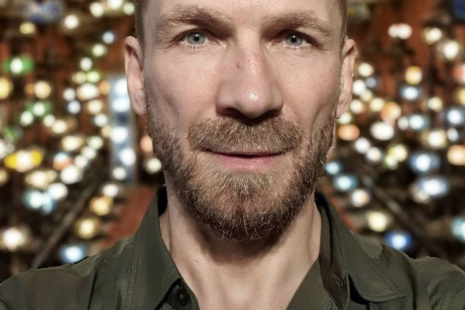 Przemysław Kossakowski wyznał, czego brakowało mu na początku małżeństwa z Martyną Wojciechowską. Czy to dlatego się rozstali?