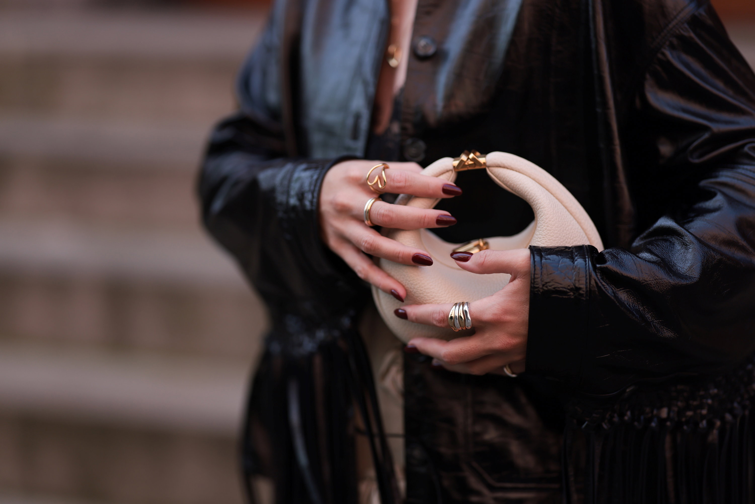mulled wine nails GettyImages-2165874679 jeremy moeller