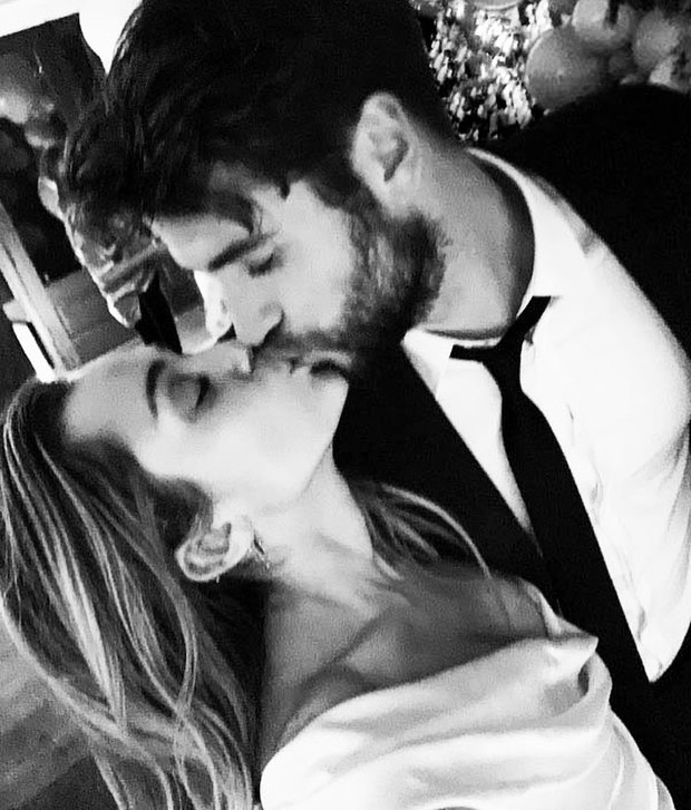 Miley Cyrus wzięła ślub z Liamem Hemsworthem