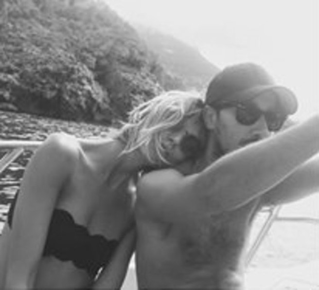 Anja Rubik znalazła nową miłość? Wiemy, z kim modelka spędza wakacje ZDJĘCIA