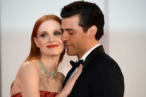 Jessica Chastain i Oscar Isaac na 78. Festiwalu Filmowego w Wenecji 2021.