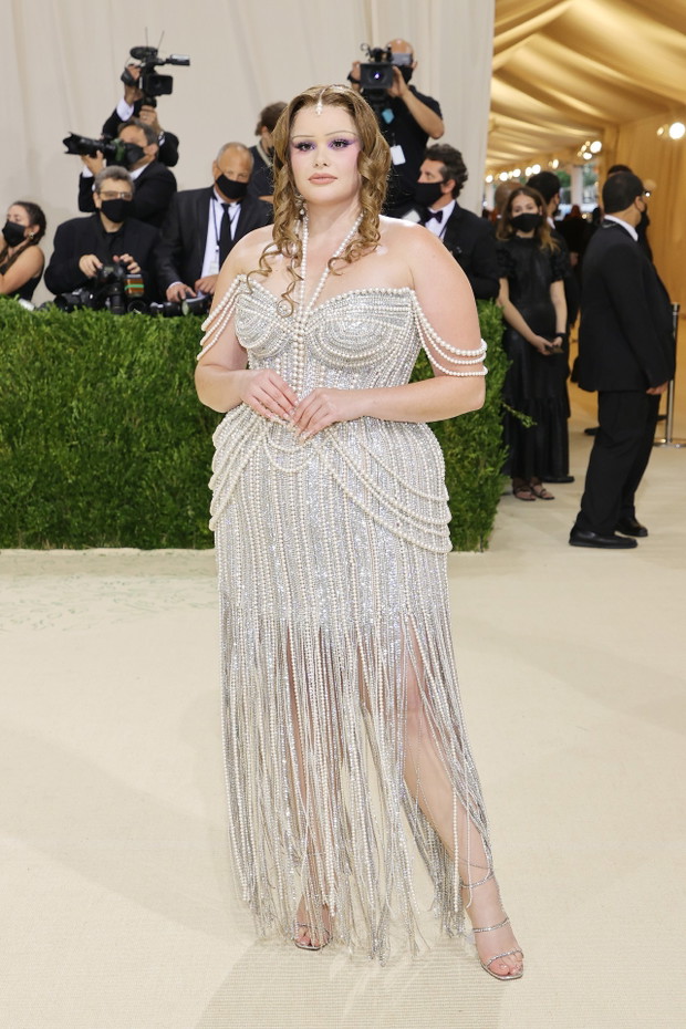Met Gala – Stylizacje gwiazd: Barbie Ferreira