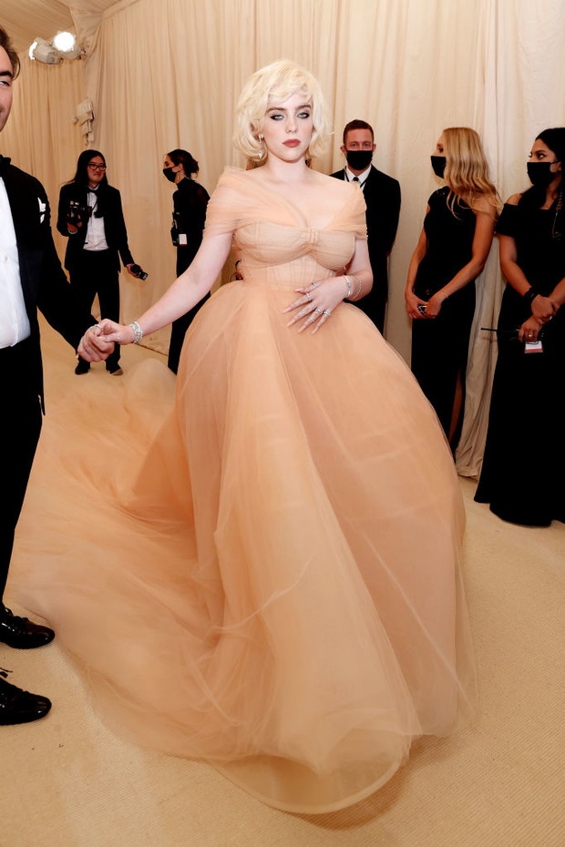 Met Gala – Stylizacje gwiazd: Billie Eilish