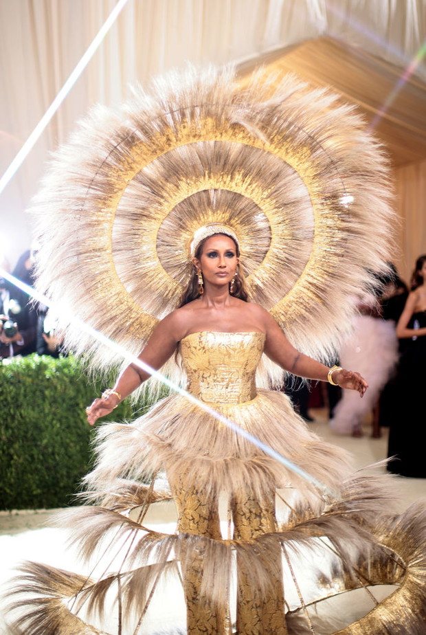 Met Gala – Stylizacje gwiazd: Iman