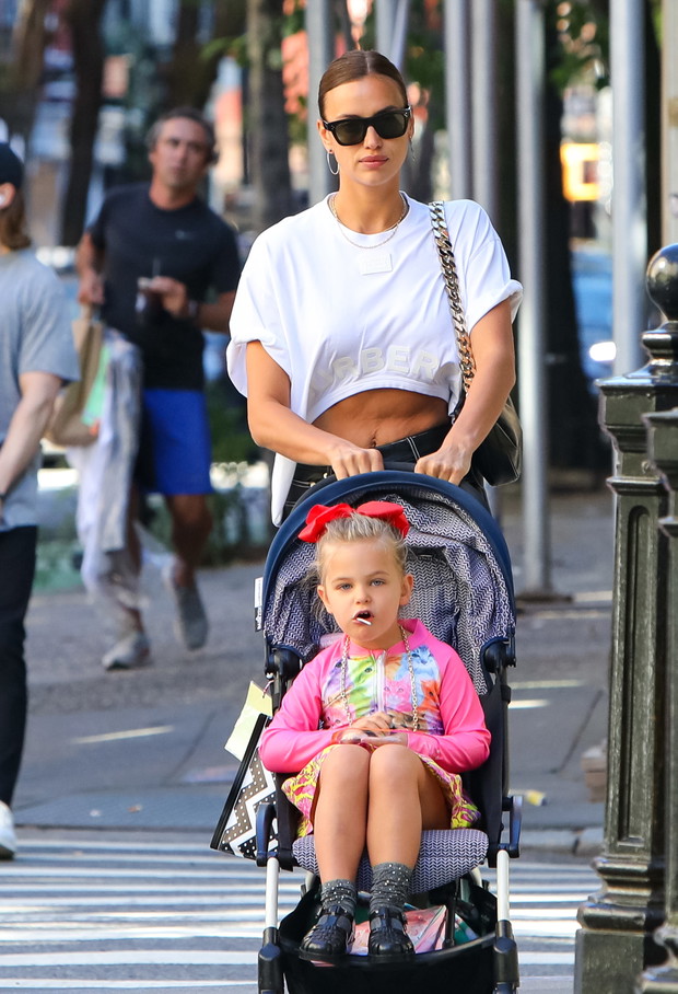Irina Shayk ujawnia, jakim ojcem jest Bradley Cooper