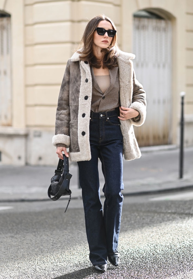 Street Style : Day Eight - Paris Fashion Week - Womenswear Spring Summer 2022