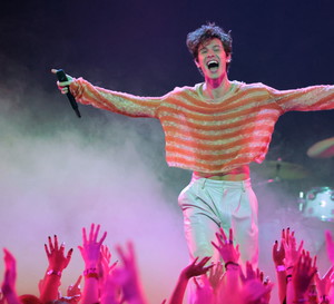 Shawn Mendes w Polsce 2022 – jakie są ceny i rodzaje biletów na koncert w Krakowie?