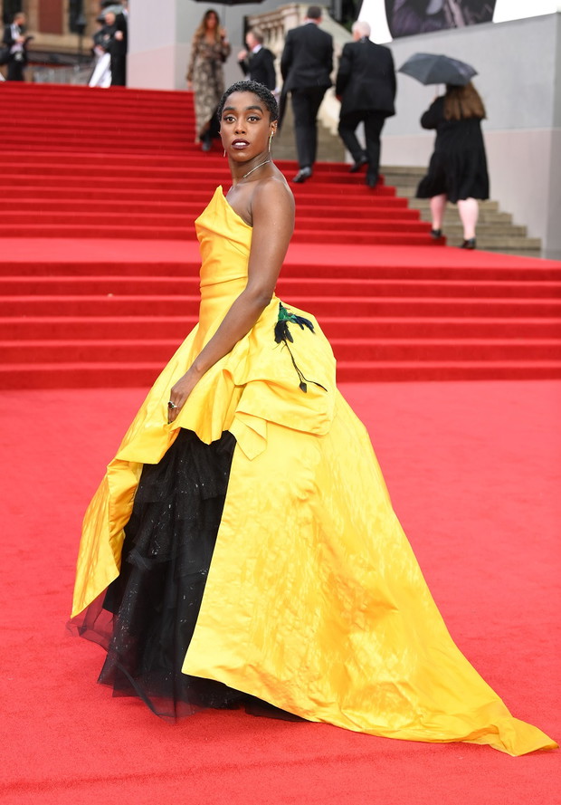 Lashana Lynch na premierze „Nie czas umierać