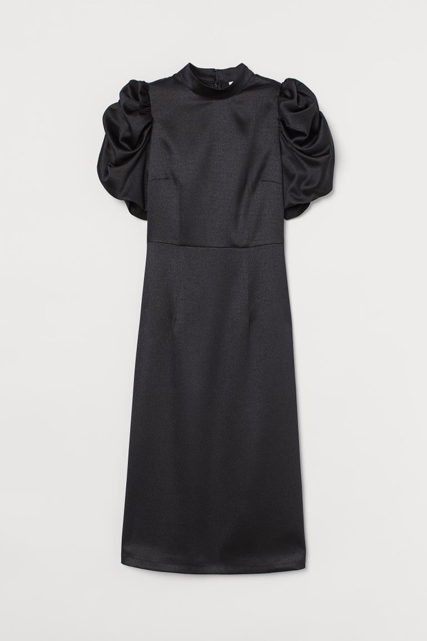 Sukienka na jesień 2021, H&M, 139,99 zł (cena przed rabatem)