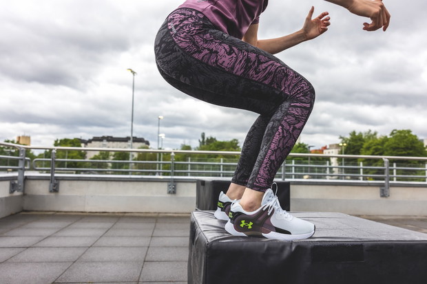 Ubrania w technologii RUSH, Under Armour
