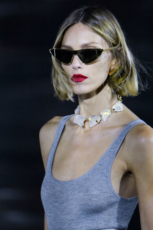 Saint Laurent : Runway - Paris Fashion Week - Womenswear Spring Summer 2022
