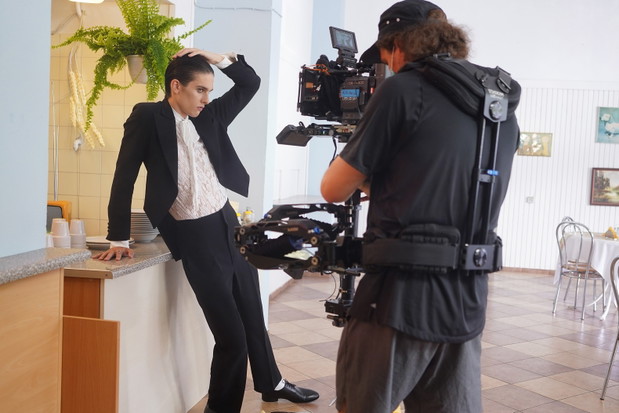 „Top Model 10”: odcinek 7. z Ralphem Kamińskim i Dominikiem Sadochem. Pokaz mody, kampanie społeczne i film modowy. Kto odpadł tym razem?