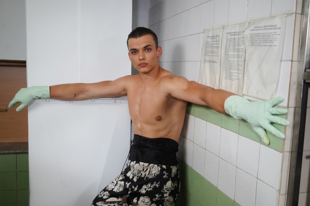 „Top Model 10”: odcinek 7. z Ralphem Kamińskim i Dominikiem Sadochem. Pokaz mody, kampanie społeczne i film modowy. Kto odpadł tym razem?