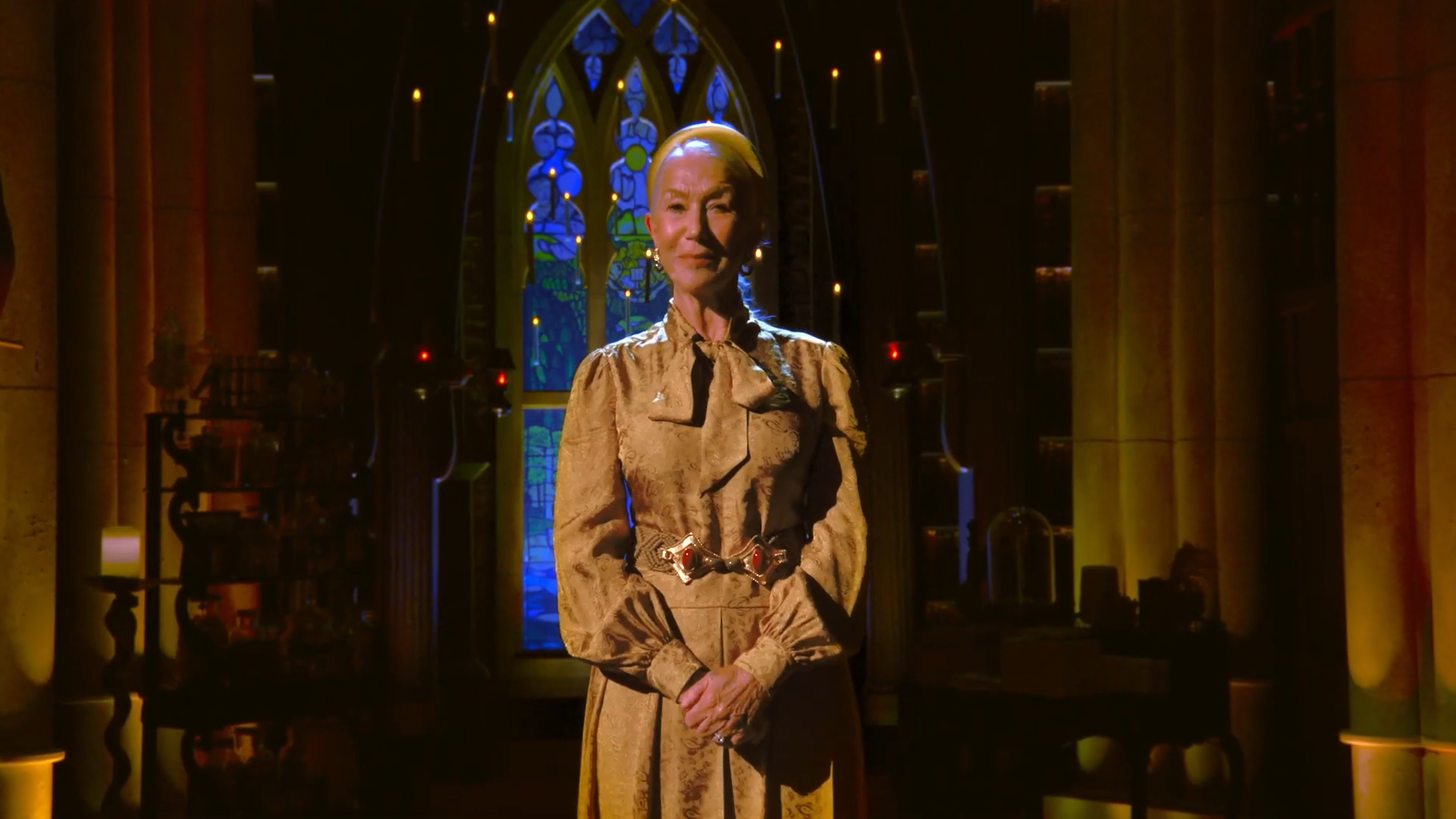 Helen Mirren prowadzącą teleturniej o Harrym Potterze. Zobacz, co przygotowano dla fanów i fanek z okazji rocznicy premiery pierwszej części filmu!