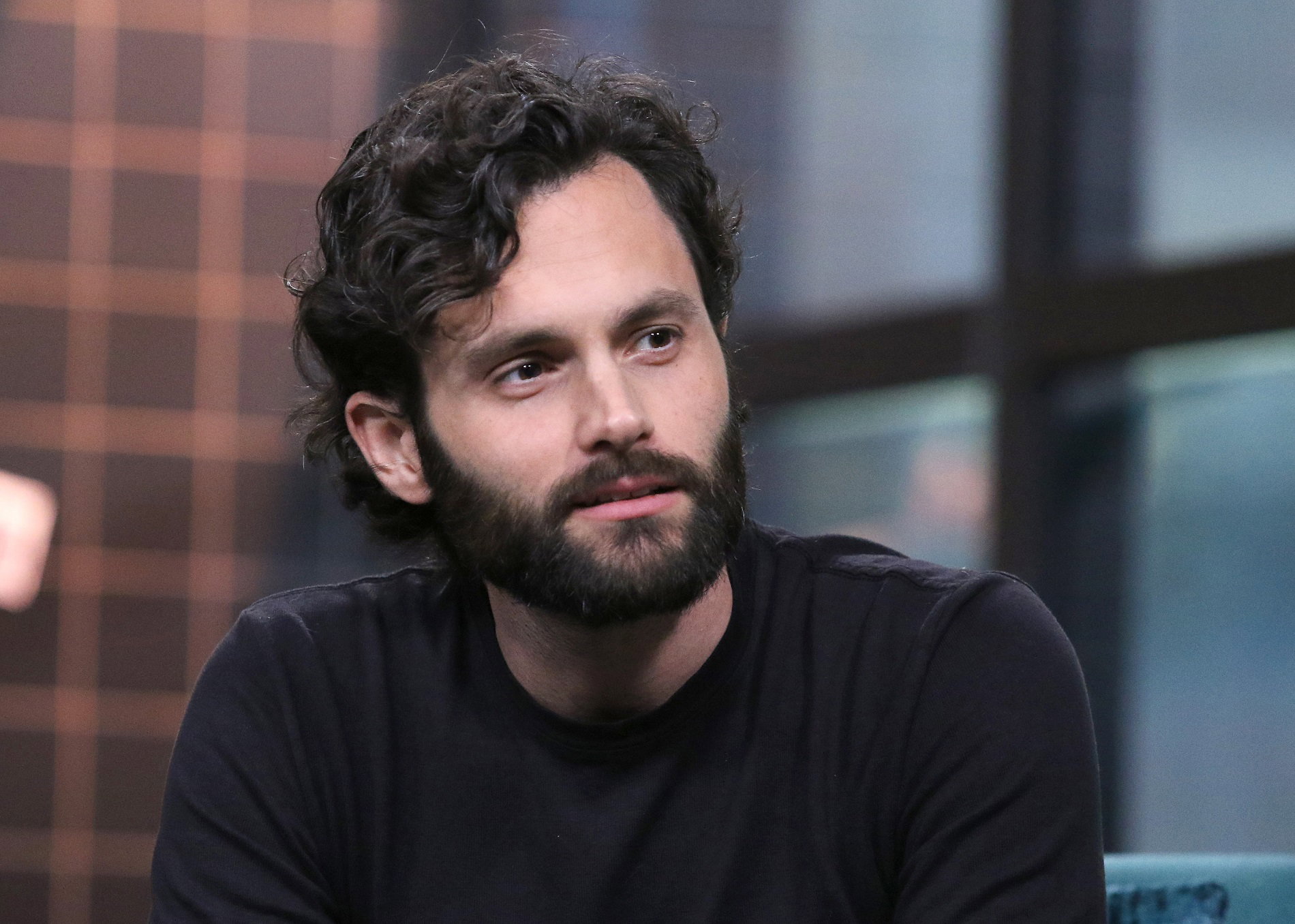 Penn Badgley opowiedział o narodzinach syna i rodzicielstwie w czasie pandemii. Jak gwiazdor „Ty” czuje się w roli ojca?