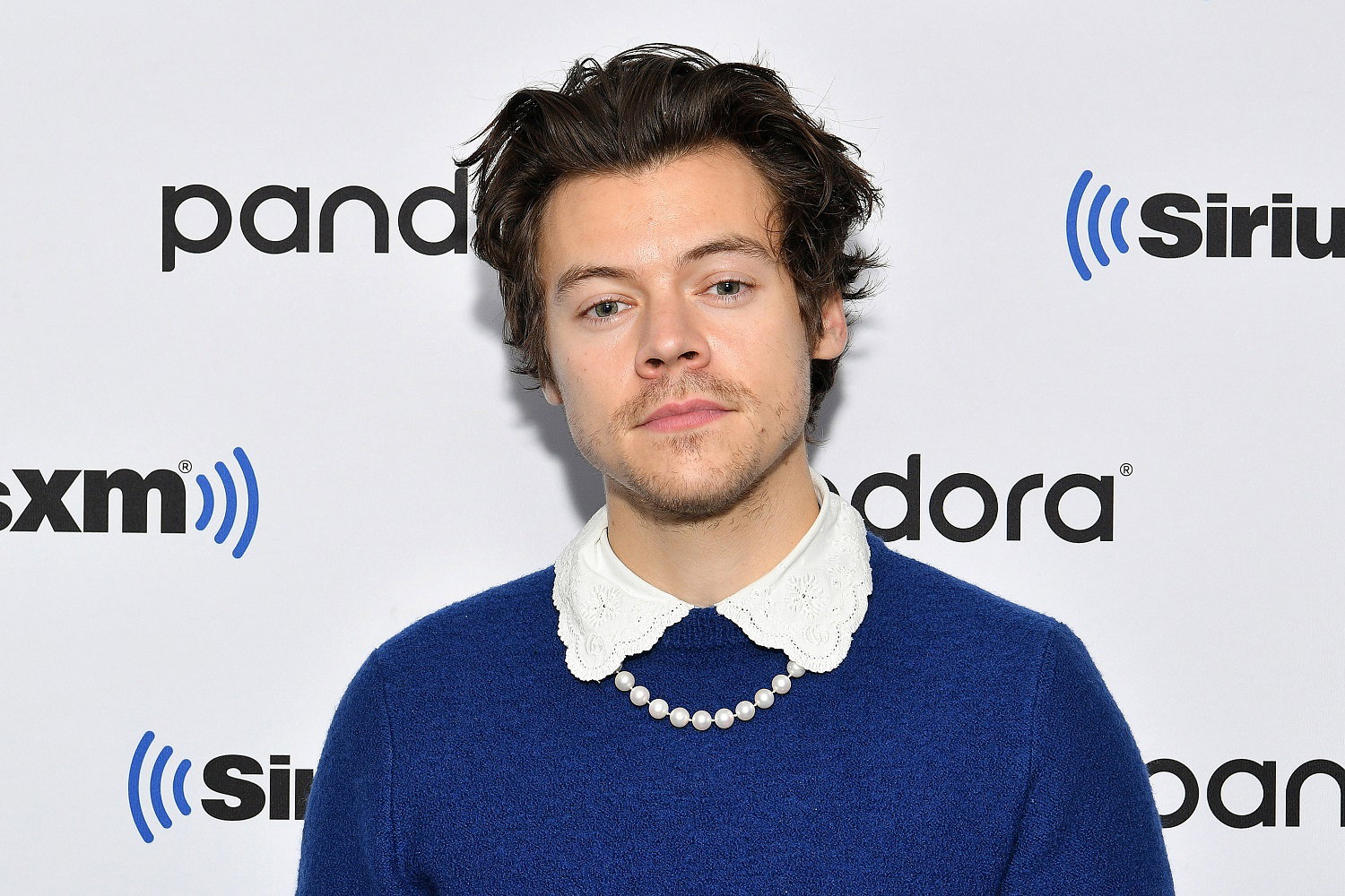 Harry Styles w kamizelce polskiej marki. Zobacz, jaki model wybrał gwiazdor i poznaj autorkę tego wyjątkowego projektu!