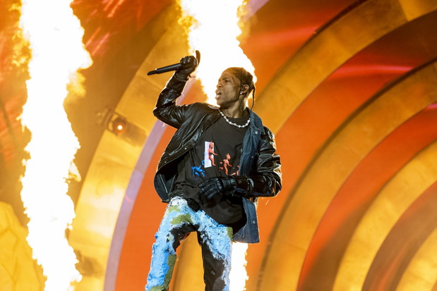 Travis Scott i Drake dostają milionowe pozwy od fanów poszkodowanych na Astroworld