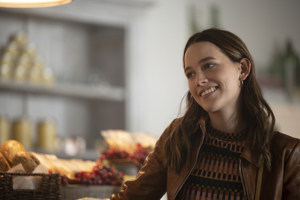 Victoria Pedretti, czyli Love Quinn z „You” spotyka się z innym członkiem obsady serialu. Internet płonie.