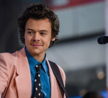 Harry Styles założył własną markę kosmetyczną. Wiemy, co znajdzie się w ofercie Pleasing