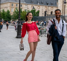 Nowa postać w „Emily w Paryżu”. Czy główna bohaterka znalazła prawdziwą miłość? Lily Collins zdradza szczegóły na temat drugiego sezonu