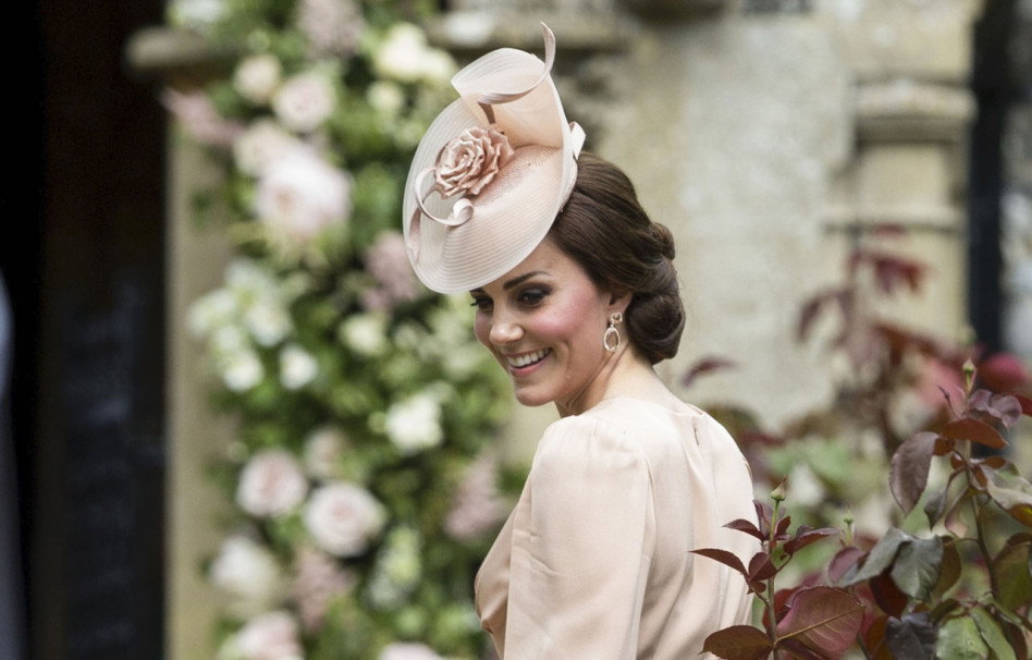 Kate Middleton: Styl księżnej inspiruje miliony kobiet na świecie. Na czym polega jego fenomen? I co to jest „efekt Kate”?
