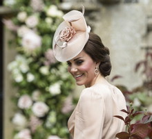 Kate Middleton: Styl księżnej inspiruje miliony kobiet na świecie. Na czym polega jego fenomen? I co to jest „efekt Kate”?