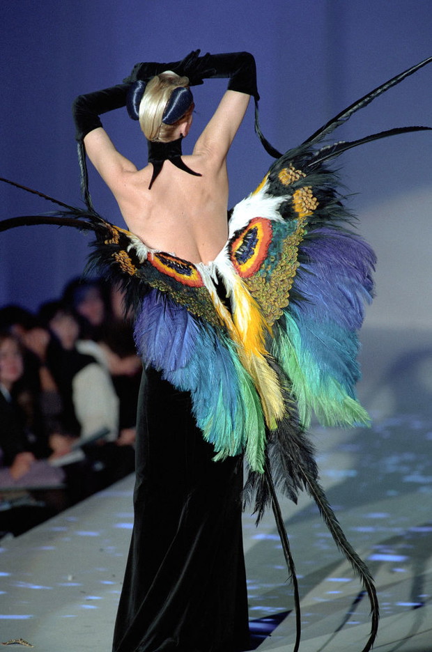 Projekt Thierry'ego Muglera z kolekcji Haute Couture 1997 r.