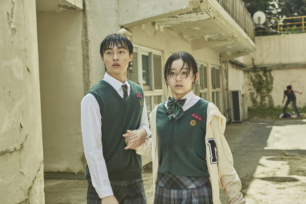 „All of Us Are Dead”, reż. Lee Jae-Kyu (2022)