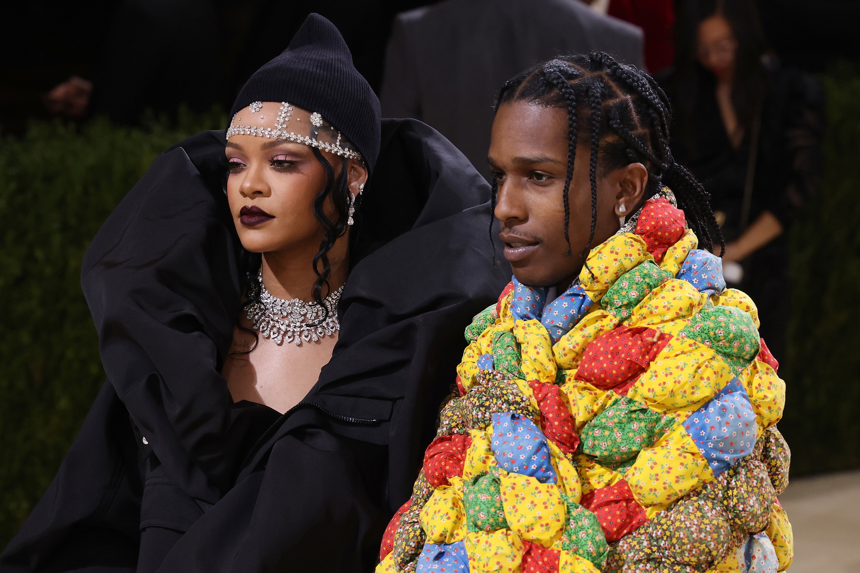 Rihanna jest w ciąży! Wokalistka i A$AP Rocky zostaną rodzicami po raz pierwszy
