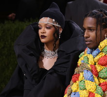 Rihanna jest w ciąży! Wokalistka i A$AP Rocky zostaną rodzicami po raz pierwszy