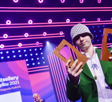 Bestsellery Empiku 2021: Mata apeluje o depenalizację marihuany
