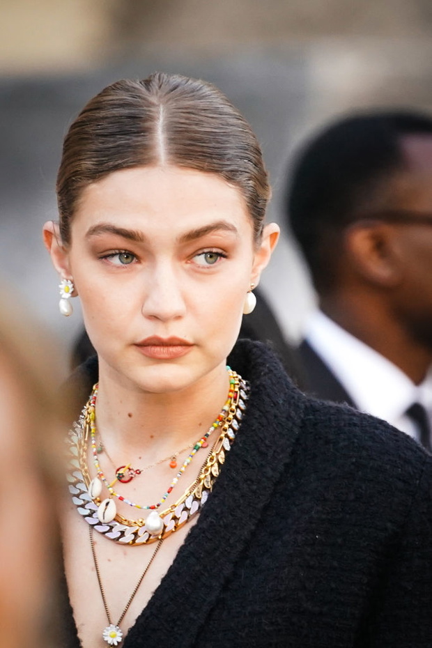 Street Style : Paris Fashion Week - Menswear Spring/Summer 2020 : Day Three