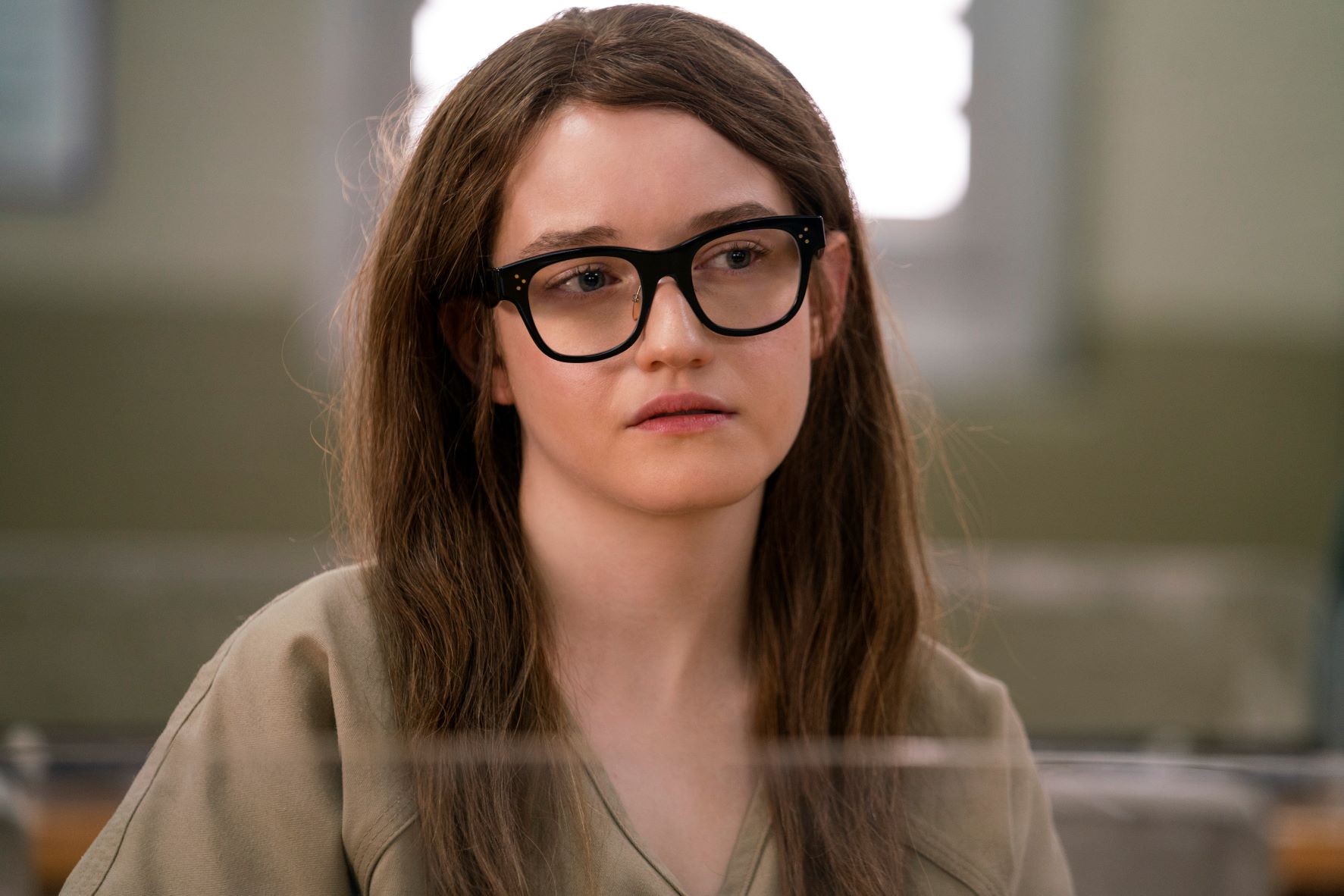 Julia Garner jako Anna Delvey
