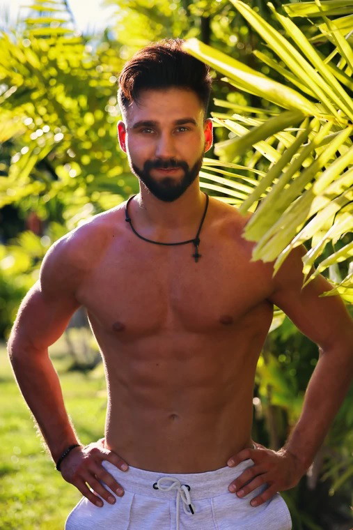 Kim jest Rafał Szulik z „Hotel Paradise 5”?