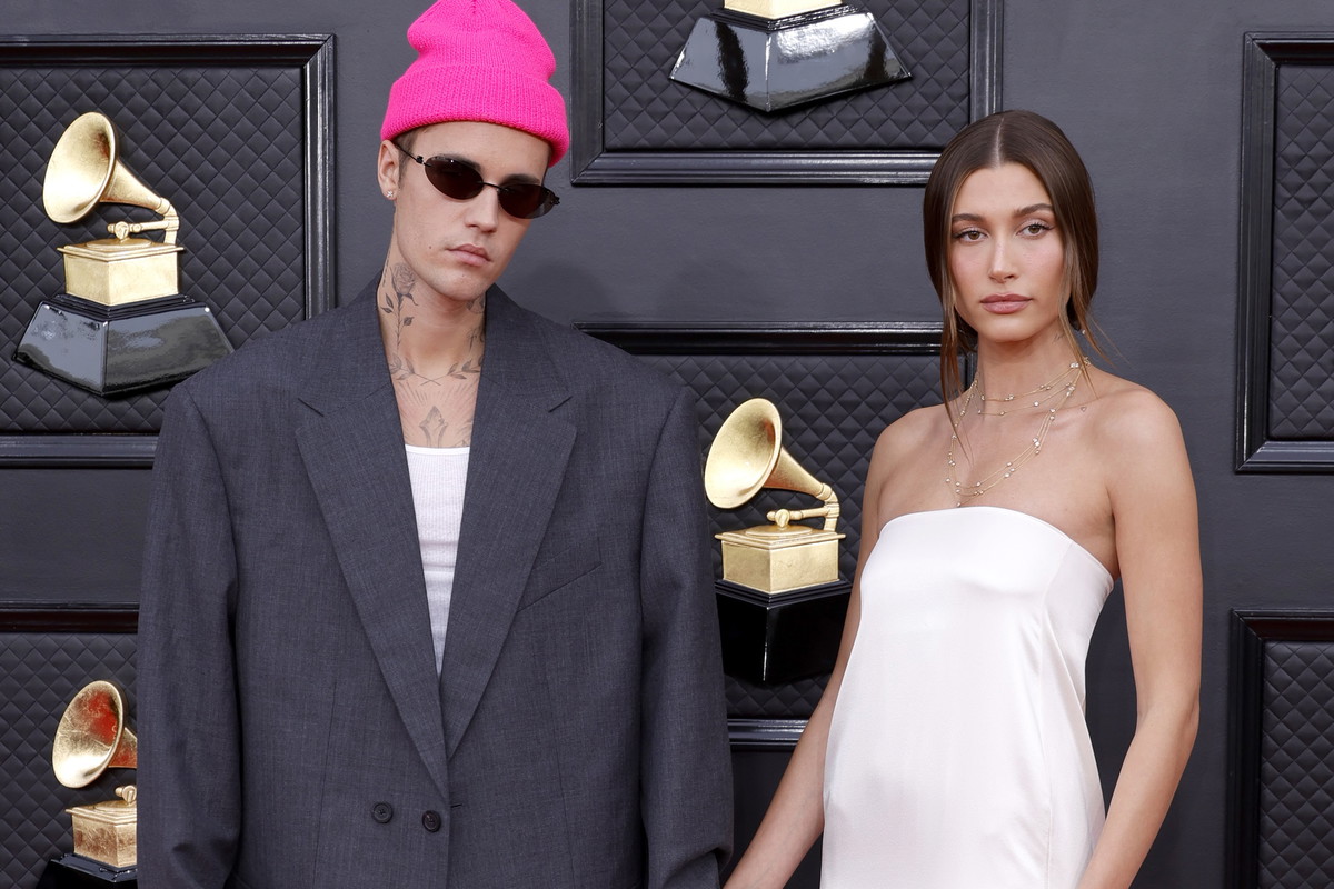 Hailey Bieber i Justin Bieber na gali Grammy 2022