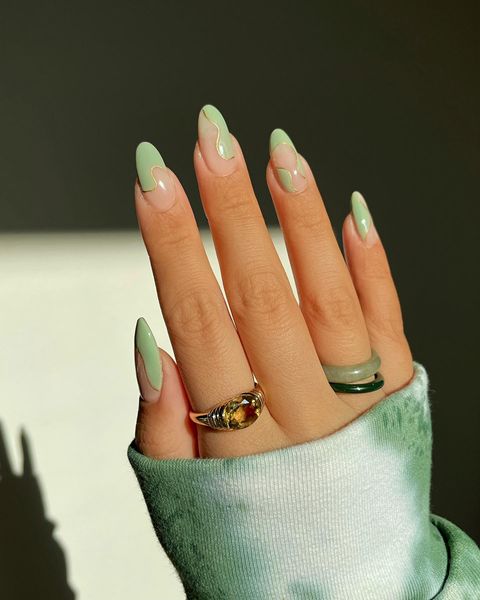 Matcha latte nails - inspiracje