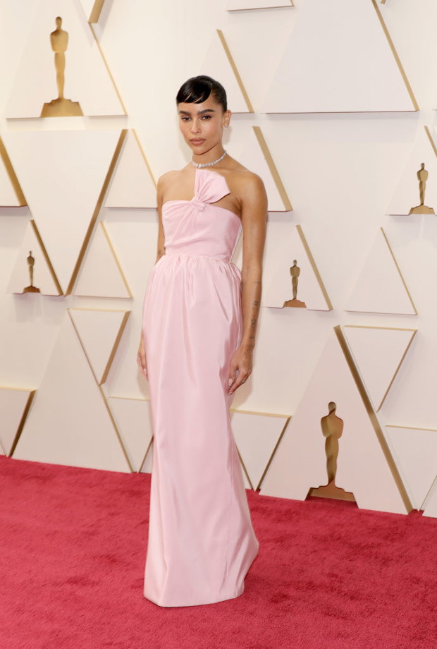 Oscary 2022 stylizacje gwiazd: Zoe Kravitz