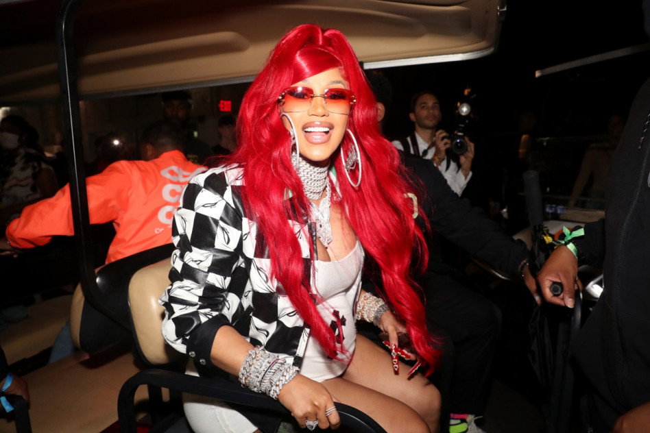 Cardi B urodziła!