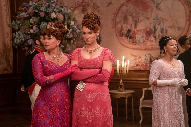 Lady Portia Featherington i Prudence Featherington