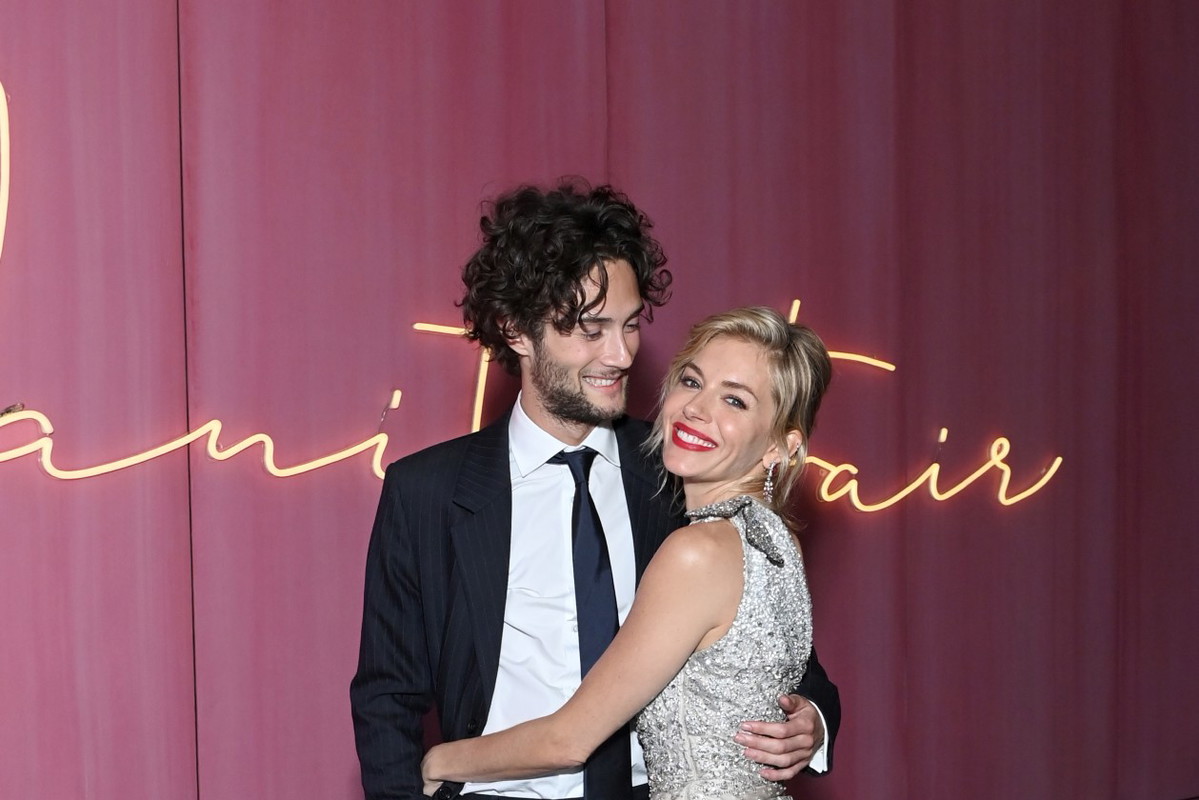 Sienna Miller i Oli Green