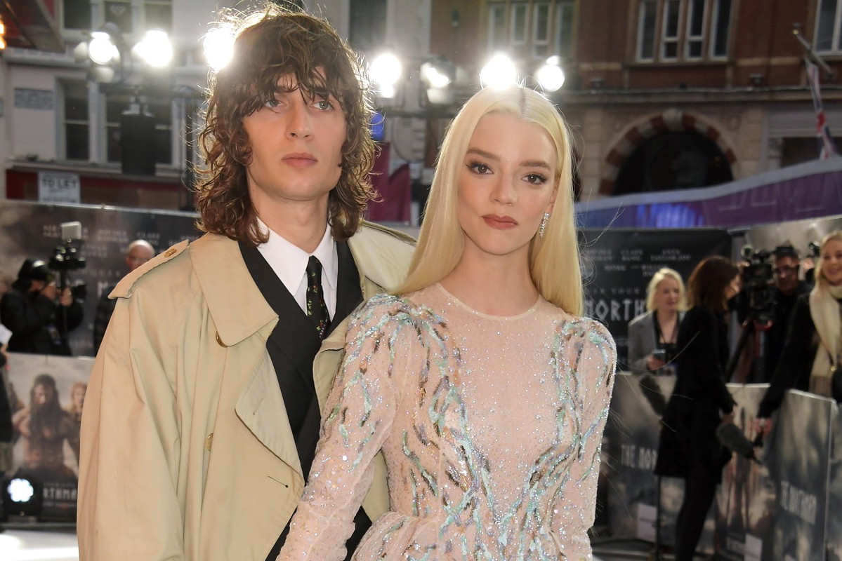Anya Taylor-Joy i Malcolm McRae