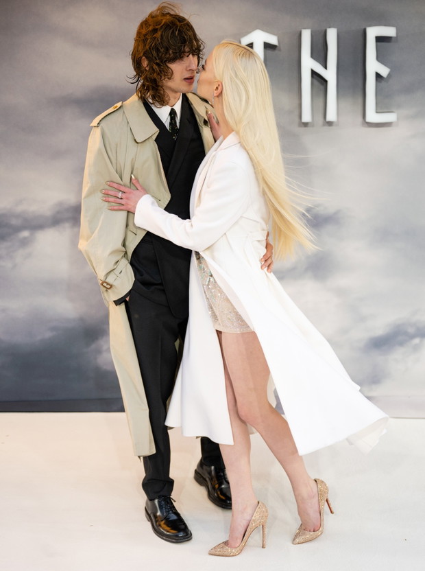 Anya Taylor-Joy i Malcolm McRae