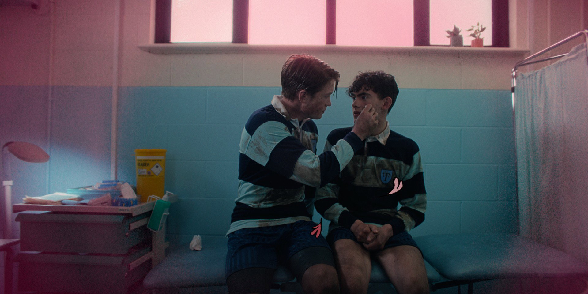 „Heartstopper”: nowy serial Netfliksa o dwóch zakochanych nastolatkach roztapia serca
